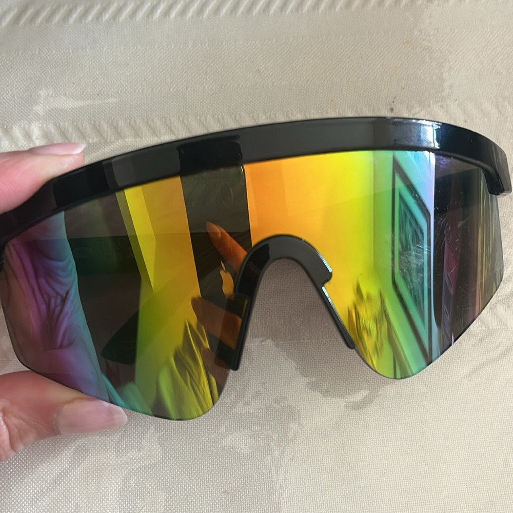 Reflective Sunglasses â Outdoor & Everyday Style